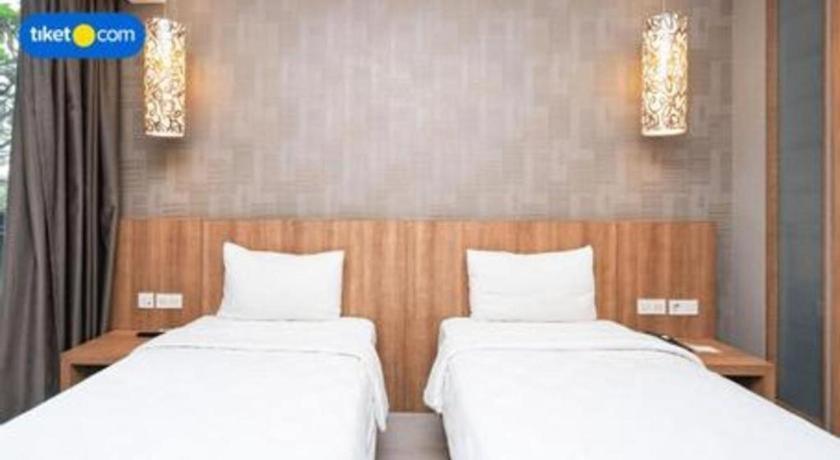 D'Anaya Hotel Bogor Extérieur photo