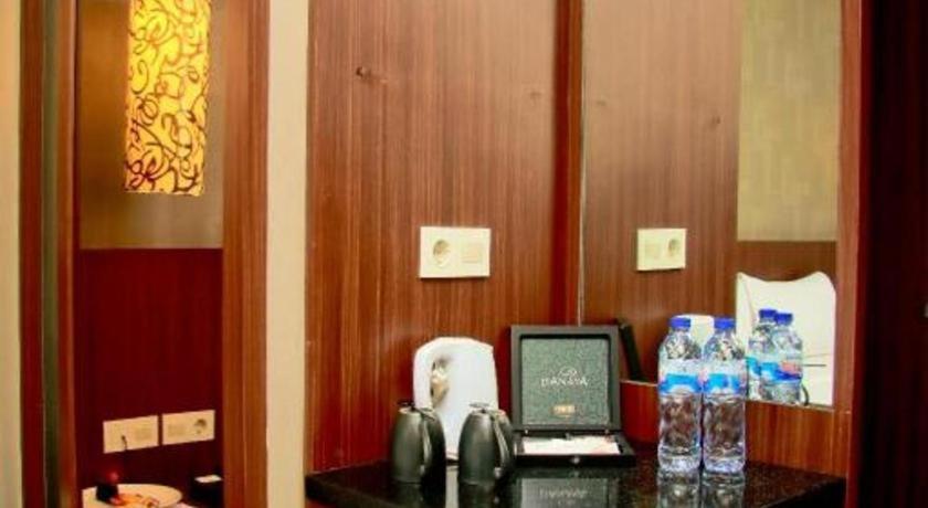 D'Anaya Hotel Bogor Extérieur photo